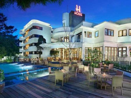 House Sangkuriang Hotel Bandung