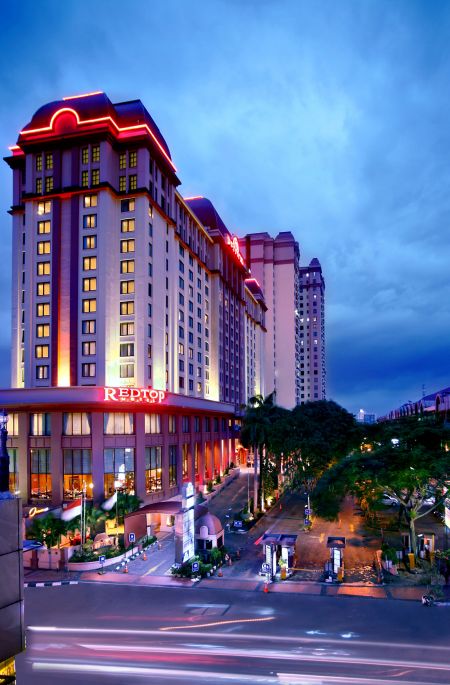 REDTOP Hotel Jakarta