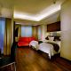 g7/aston-pluit7.jpg