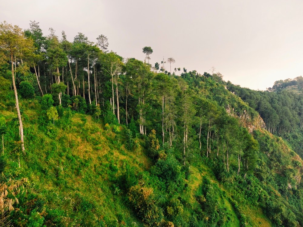 Tebing Keraton Tempat Indah untuk Selfie Jawa Barat 