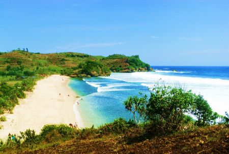 Pantai Gondo Mayit Jawa Timur