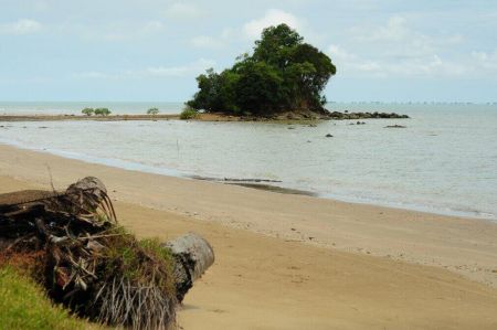 Pantai Batu Lammpu Kalimantan Utara