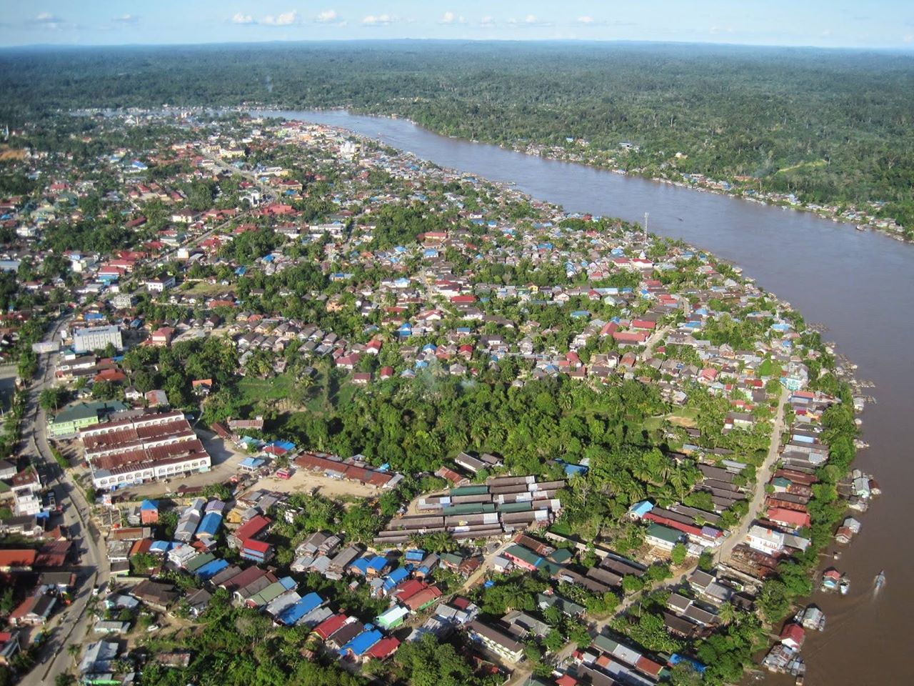 Kota Air Muara Teweh Menyimpan Sejuta Wisata di Kalimantan