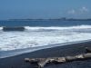 Pantai Lembeng Surga Para Peselancar di Bali