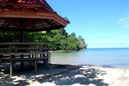 Pantai Mailan Makbon Papua Barat