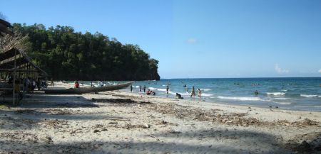 Pantai Taipa Sulawesi Tenggara