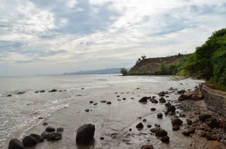 Pantai Ujung Negoro Jawa Tengah