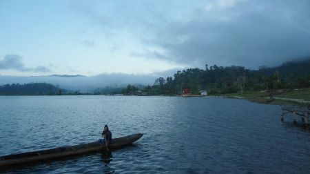 Danau Lindu Sulawesi Tengah