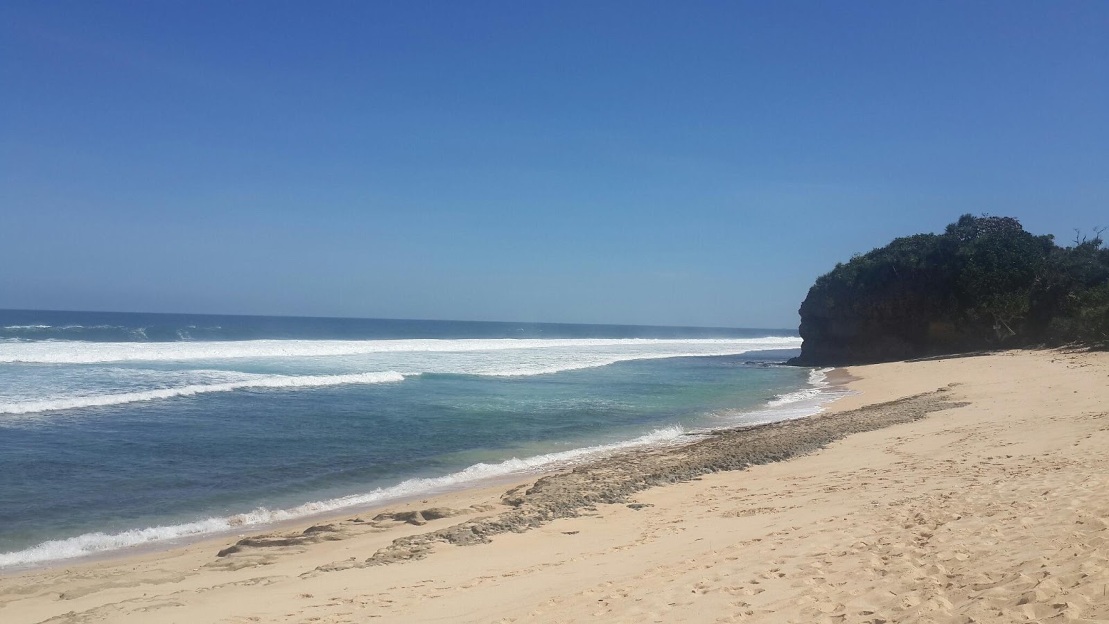 Pantai Ngudel di Malang, Jawa TImur