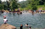 Taman Batu Mata Air Cijanun Segarnya Pemandian di Jawa Barat