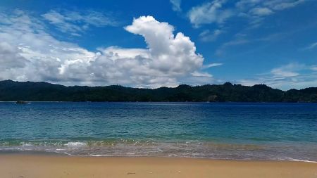 Pantai Bolu-bolu Malang Jawa Timur