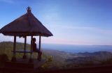 Bukit Putung Panorama Pegunungan dan Laut di Bali