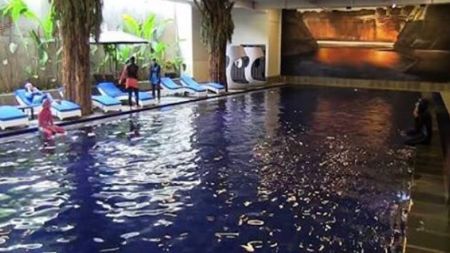 Hijab Swimming Pool Jawa Barat