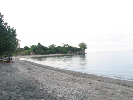 Pantai Batu Gong Nusa Tenggara Barat