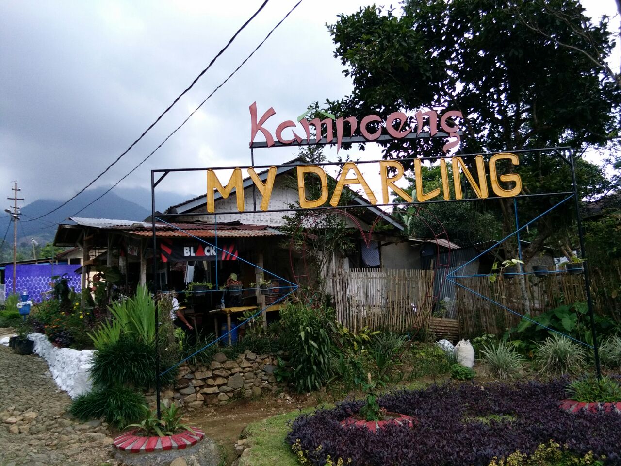 Kampoeng My Darling Indahnya Wisata di Kaki Gunung Cikuray 