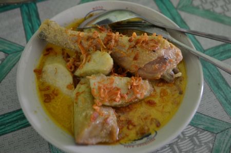 Lontong Tuyuhan Khas Rembang