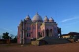 Masjid Pink Masjid Indah dan Megah di Kepulauan Riau