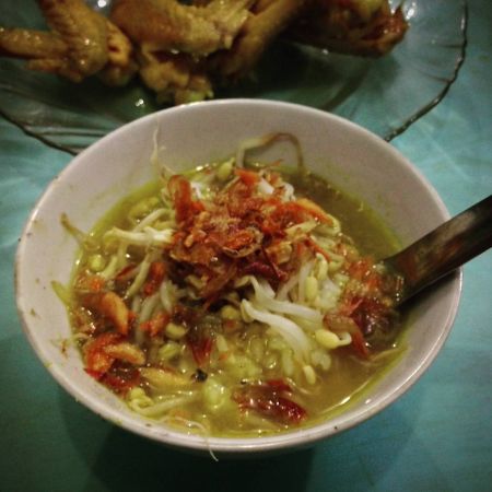 Soto Kemiri Khas Pati