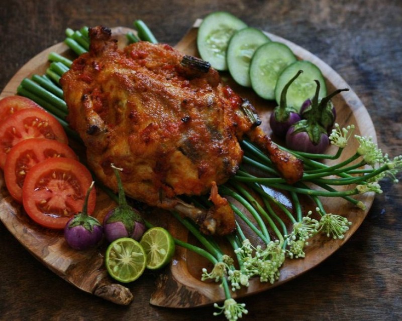 Hasil gambar untuk ayam iloni gorontalo