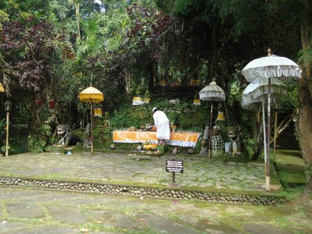 Pura Luhur Besikalung Bali