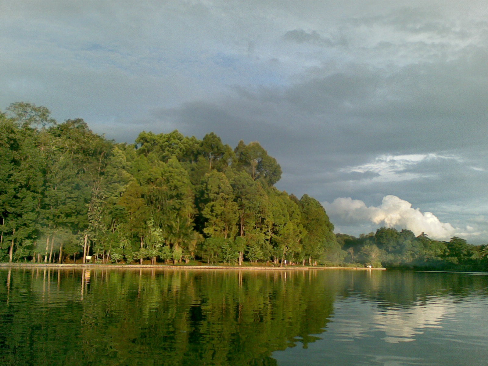 Danau Situ Gede yang masih Alami di Bogor Jawa Barat 