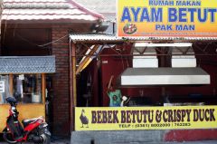 Ayam Betutu Pak Man Khas Bali