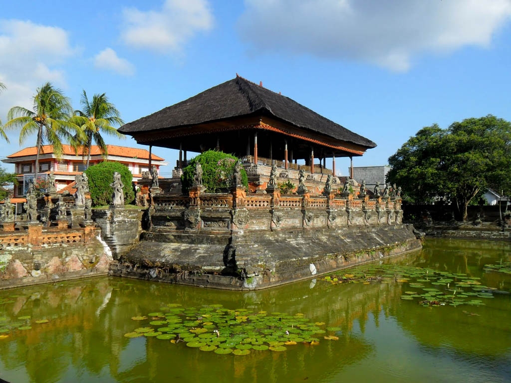  Kerta  Gosa  Wisata Bersejarah yang Menarik di Klungkung Bali 