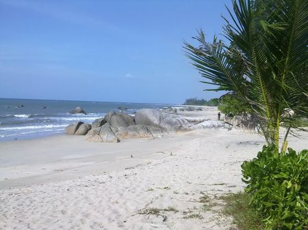 Pantai Penyusuk Bangka Belitung