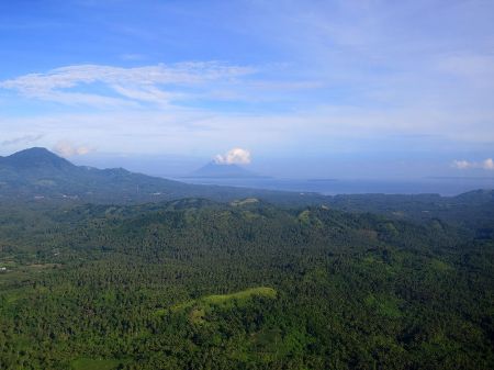 Gunung Tumpa Sulawesi Utara