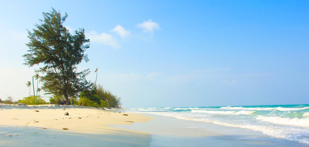 Pantai Tanjung Labu Kekayaan Alam Bawah Laut di Bangka